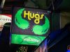 曼谷（是隆）Hugs Bar & Karaoke 熊族卡拉OK酒吧 有熊GOGOBoy
