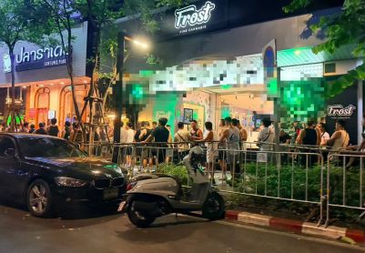 曼谷彩虹日记：热门桑拿大排长队，本土小众却人气冷清